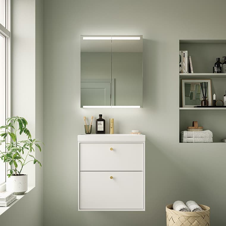 Ifö badrum i mjukt pastellgrönt Ifö badrum i mjukt pastellgrönt