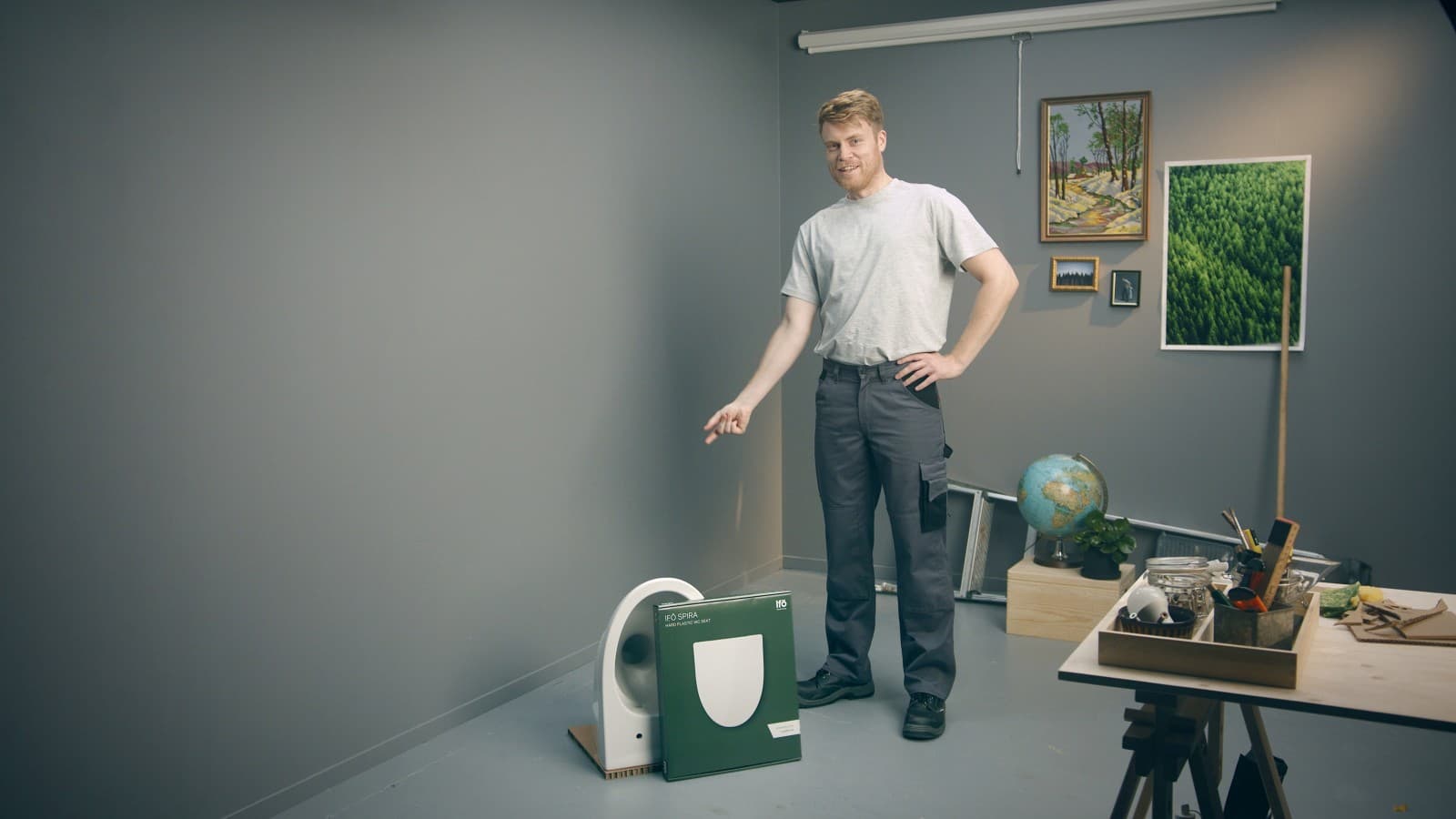 Toalett och sits i samma emballage Toalett och sits i samma emballage